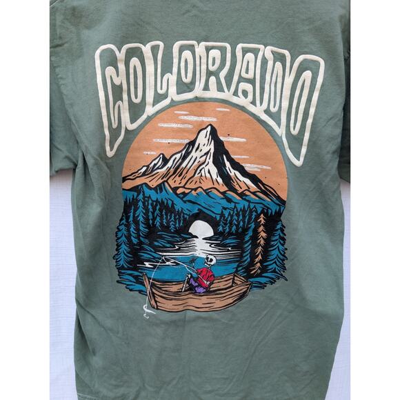 Call Your Mother Colorado Graphic Tee Shirt Sz M Skeleton Fishing Outdoors Boat - Picture 2 of 5